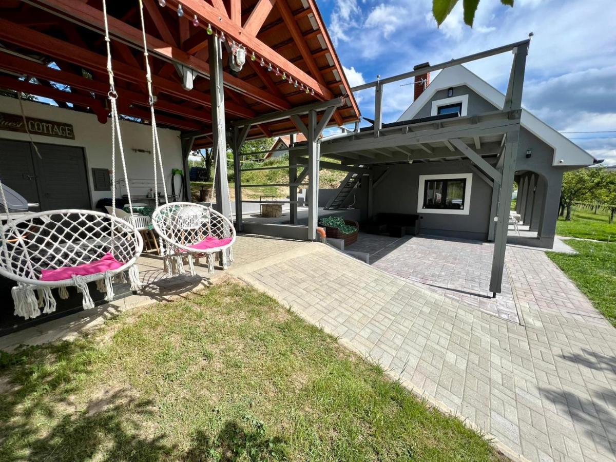 Voelgyhid Village Balaton Kőröshegy Esterno foto