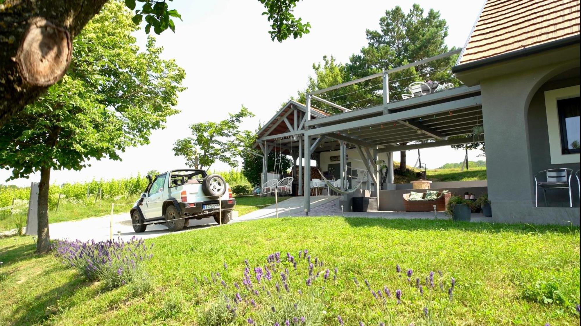 Voelgyhid Village Balaton Kőröshegy Esterno foto